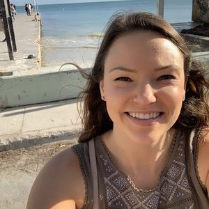 Meet your Posher, Amanda